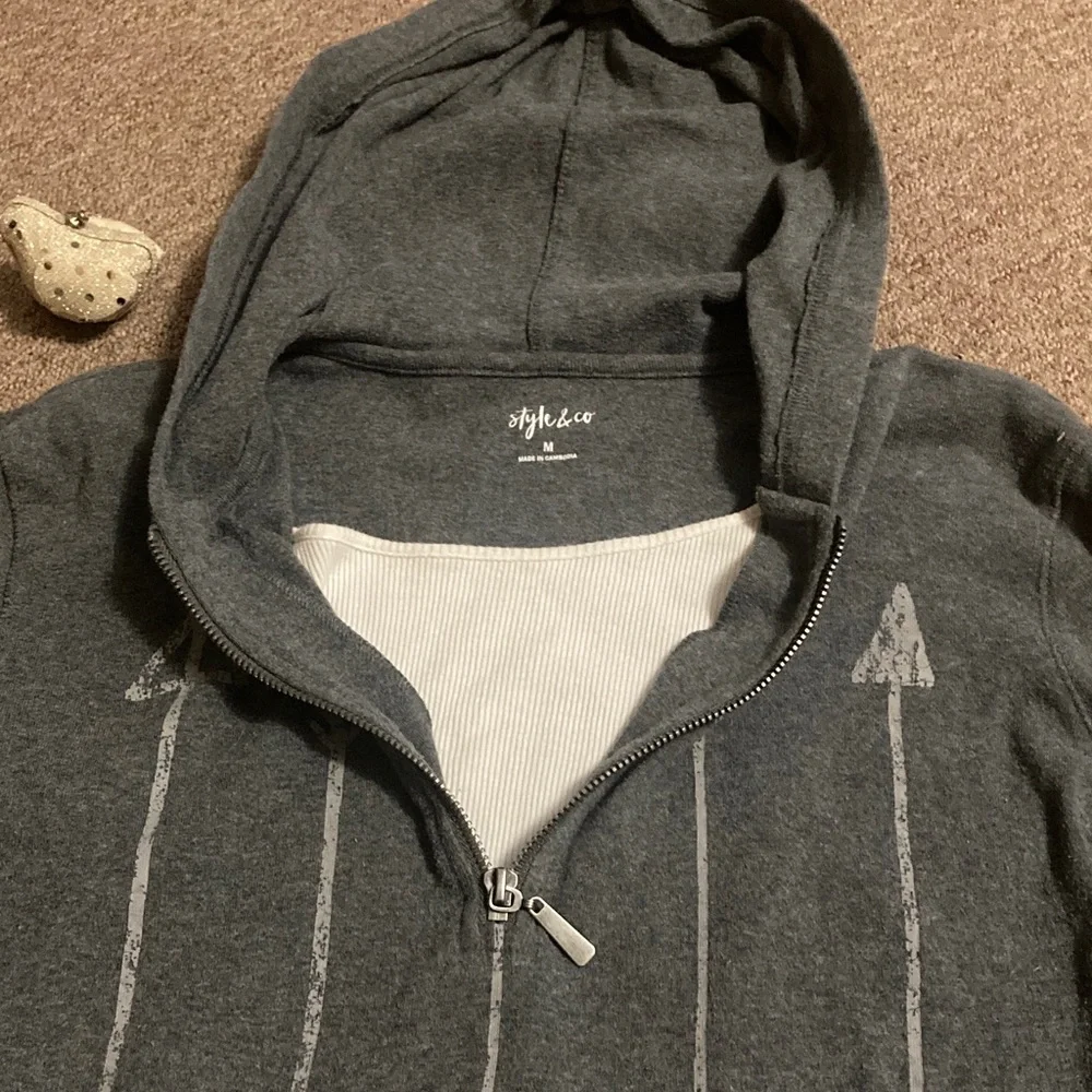 Style & Co. Dark Gray Arrow Zip-Up Sweater